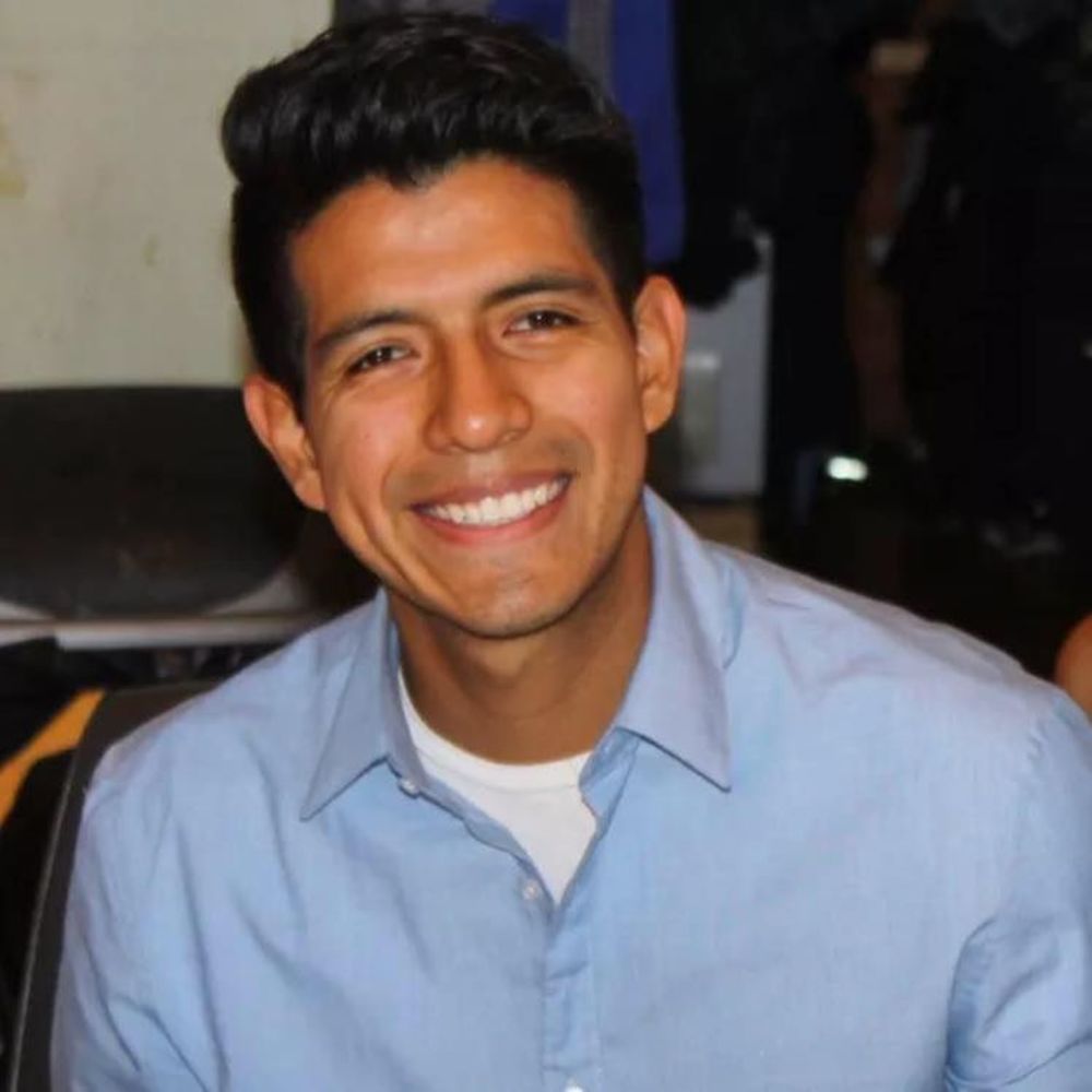 Meet your Posher, Diego